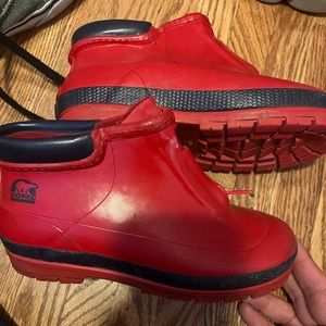 Sorel gently used boots